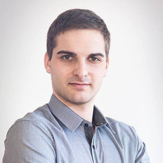 Vojtěch Bouchner, lektor a technik informačního systému ve společnosti STORMWARE Vojtěch Bouchner, lektor a technik informačního systému ve společnosti STORMWARE